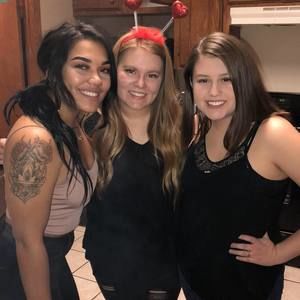 Meet your Posher, Lexi